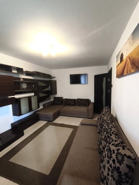 Brancoveanu - Parc - Apartament 2 camere – loc de parcare – 2400 Lei